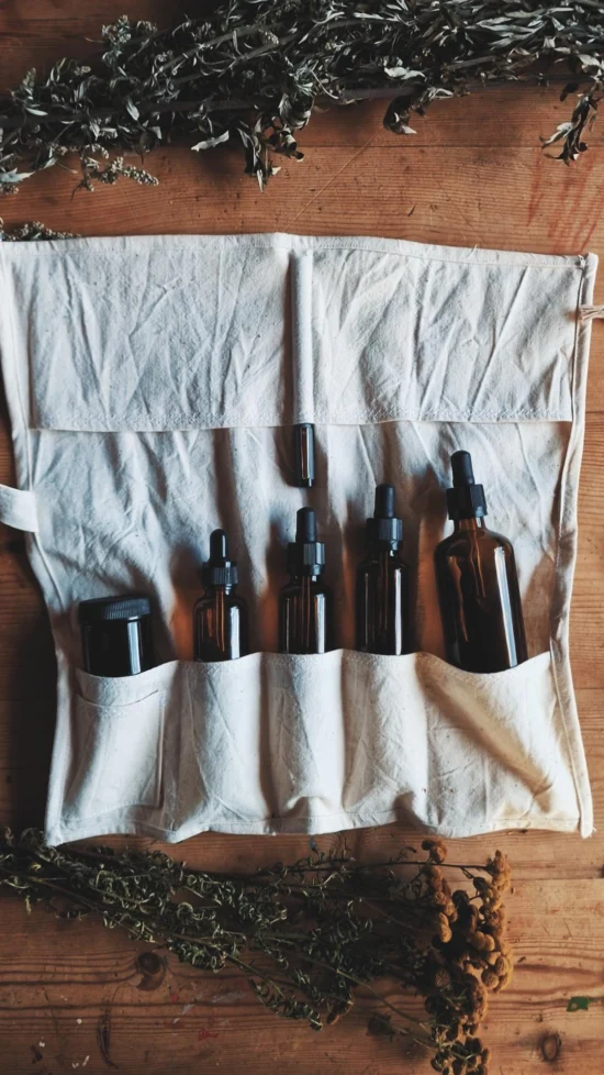 Medicine bag met flesjes (naturel)